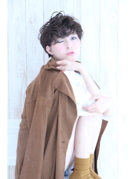 アリュールヘアー ルーチェ(ALLURE hair luce) 【ＡＬＬＵＲＥ】重軽カールショート×モノトーングレ―ジュ