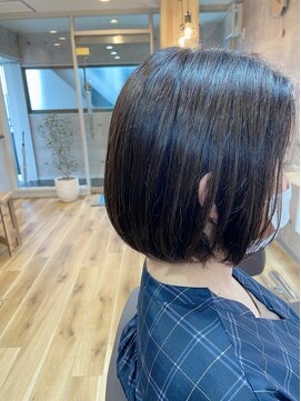 エルド(eld) 40,50代 【暗髪カラー×シンプルボブ】