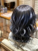 ヘアーショップ エヌアンドエー 越谷店(hair shop N&A)&nbsp;大人ミディ×ブルーバイオレット