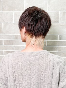 トリエラ 池袋(TRIELA) インナーカラーウルフ