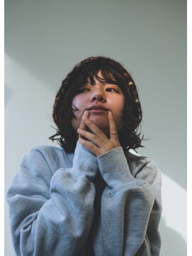 シム 千葉(sim) ニュアンスパーマ/ウェットヘア/レイヤーカット[千葉駅]