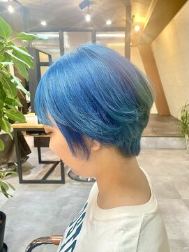 ローカス 花小金井北口店(LOCUS) ブルーカラーショートスタイル