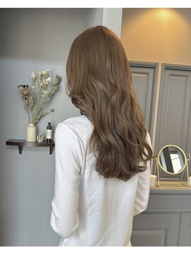 ジゼル 前橋(Giselle) ブリーチ無しのクリーミーベージュ♪