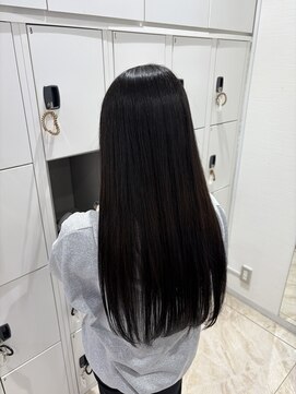 ケンジ 平塚 アネッタ(KENJE annetta) 艶髪/Aujuaトリートメント