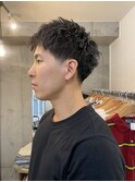 メンズカットテーパーフェードスパイキーショート