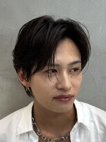 エムクール(M,cooL)&nbsp;フェザーパーマセンターパートコンマヘア