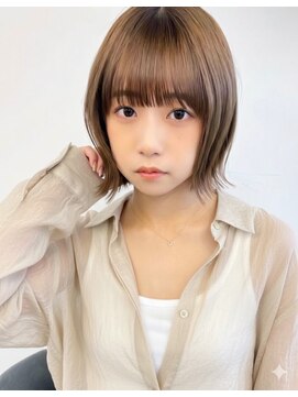 アース 大曽根店(HAIR&MAKE EARTH) earthショートレイヤーボブミルクティー丸みショートボブ