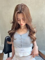 エース (ACE)&nbsp;ACE横浜　ミルクティーベージュ×コテ巻き