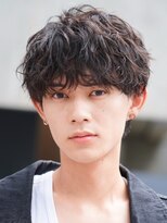 フィフス 原宿(fifth)&nbsp;原宿緩めツイストスパイラルパーマメンズカットラウンドマッシュ