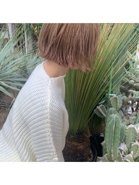 スミカ(sumica) 20代30代大人かわいいハイトーンボブ