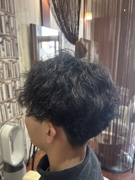 クリエイティブヘアーエィス(creative hair Ace) MEN’S HAIR/サーフカール/刈り上げセンターパート/登米市