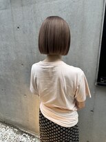 サン 白金台(SUN)&nbsp;【ミルクティーベージュにミニボブヘア】目黒30代