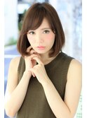 上品な丸みショートボブ