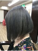 前下がりボブ×グレーアッシュ