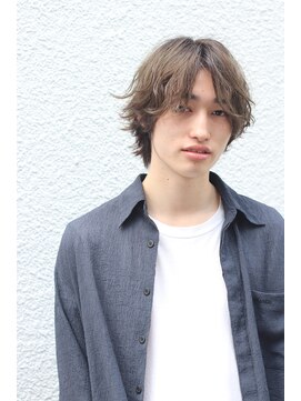 ブークル(boucle) ニュアンスパーマで作るミディアムセンターパート