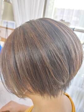 美容室カメモト 守山本店 白髪ぼかしハイライト＆ローライト