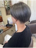 【見附　今町】ブリーチ　ONカラー　プラチナアッシュ