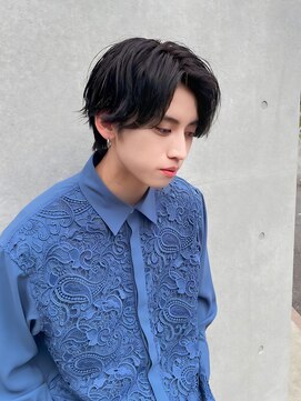 スイ(suii.) メンズカット【センターパートマッシュ×カルマパーマ】