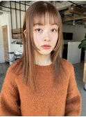 ミディアム/ストレート/ブラウン