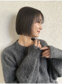 20代30代40代に向けたミニボブ×赤み消しアッシュカラー
