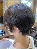 ショートボブ