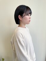 アヴァンセ サニー美容室&nbsp;ミニボブ/切りっぱなしボブ/黒染め/暗髪
