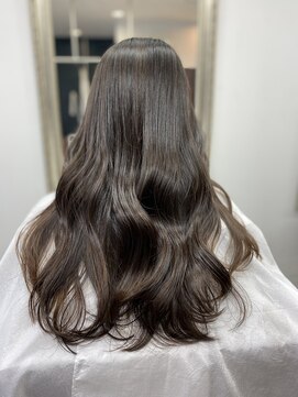 クレッシェレ(Crescere) ツヤロング