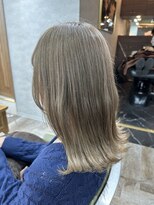 スウィートルーム 辻堂(sweet room)&nbsp;スモーキーベージュ×ナチュラル外ハネミディアムボブ