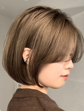 ラフ 新宿(Laff) 大人女性の似合わせショートボブ