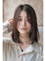 カライングドゥ(ing deux) 大人可愛い20代30代40代黒髪前下がりひし形小顔ボブ