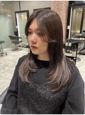 チョコレートブラウン×ミディアムレイヤー