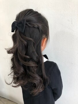 グランブルー(Grand Bleu) フォーマルハーフアップ