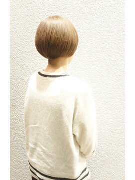 エルサフィロ ヨドヤバシ(el zafiro yodoyabashi) 【elzafiro yodoyabashi】サロンスタイル スマートマッシュ1