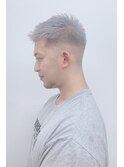 シルバーカラー×フェードカット