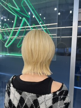 メンズサロン キング 梅田店(Men’s salon K!ng) ホワイトメッシュ/ツイスト/ツイスパ/パーマ/メンズ/眉毛