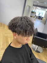 アレス バイ シカ 神戸三宮元町店(ALLES by Cica)&nbsp;波巻きツイストスパイラルパーマツーブロック刈り上げ