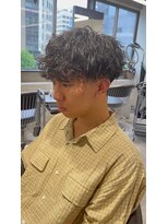 ステラ(STELLA)&nbsp;刈り上げ波巻きマッシュ/波巻きパーマ/ツイストスパイラルパーマ