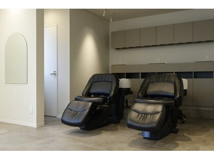 エトル バイ コムマティス 恵比寿駅前店(etre by comme Matisse)の写真