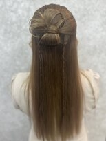 ラビス(Lovis)&nbsp;大人ガーリー/似合わせカット/ミディアムレイヤー