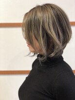 ベリーベリー VERY berry ハイトーングレージュショート×髪質改善