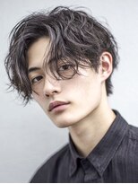 フレイムスヒュー 高崎店(FRAMES HUE)&nbsp;黒髪人気センターパートミディアムパーマ