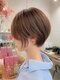 イーズヒュウ(ease HUE.)の写真/小顔魅せ叶う、大人ショートでマイナス10歳若見え！あなた史上最高の「上品オシャレ」をease HUE.で◎