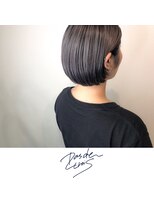 パドトロワ(Pas de trois)&nbsp;新潟×丸みショートボブ×透明感シルバーグレージュ