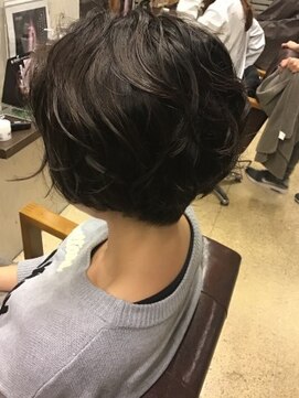 空時計 30代40代大人気☆襟足スッキリボブショート