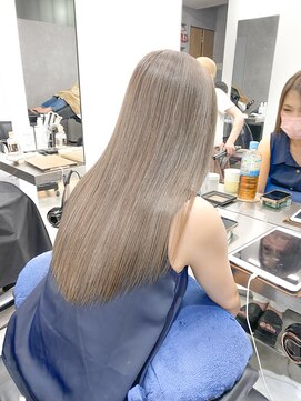 ミラ 新宿(MILA) ミルクティーグレージュ/ヌーディベージュ/髪質改善/ハイライト