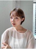 【joemi】斜めバンググレージュカラーシルキーベージュ(小倉太郎