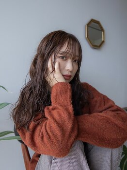 プラスヘアー(plus HAIR)の写真/仕上がりがキレイでモチが良く、傷みにくい。お客様のダメージレベルを見極めて施術。