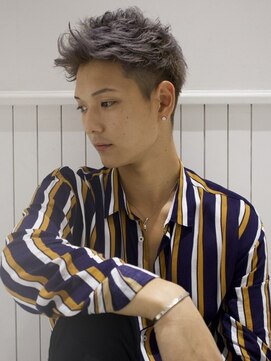ライズ 渋谷店(RISE) 【人気のシルバーカラー】束感ショート！