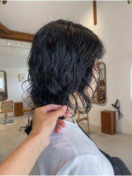 ミッケ(mikke) 黒髪ナチュラルパーマ