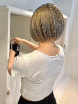 プログレス フレスポ富沢店(PROGRESS) ショートボブ/シルバーハイライト/10代20代30代